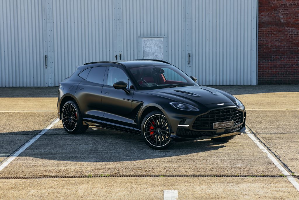 2023 ASTON MARTIN DBX